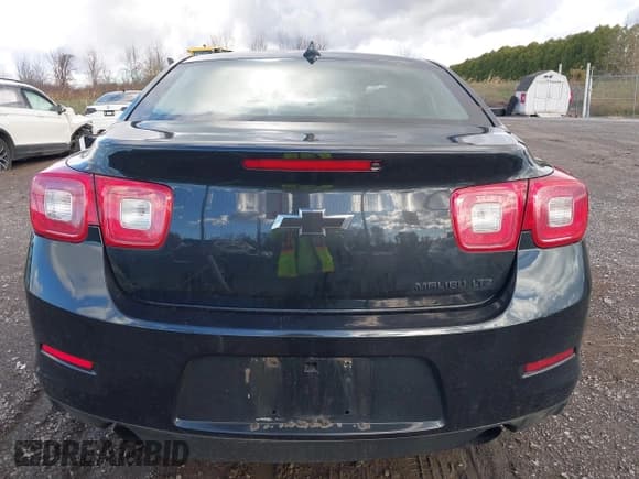 ✅ 2014 Chevrolet Malibu LTZ • VIN: 1G11H5SL9EF277549 • Lot: 43610638. Listed on IAAI with 182,352 mi. Free auction sales archive from the USA and detailed vehicle history report at DreamBid. Image 17.