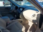 ✅ 2015 Nissan Pathfinder SV • VIN: 5N1AR2MN2FC720690 • Lot: 41529514. Listed on IAAI with 114,143 mi. Free auction sales archive from the USA and detailed vehicle history report at DreamBid. Image 5.