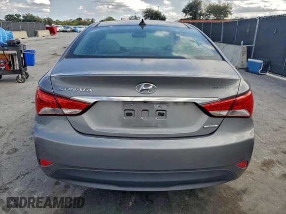 ✅ 2014 Hyundai Sonata SE • VIN: 5NPEC4AC0EH830257 • Лот: 94333265. Опубликован ранее на Copart с пробегом 95 049 миль. Бесплатный доступ к архиву аукционных продаж из США и подробный отчёт об истории автомобиля на DreamBid. Изображение 6.