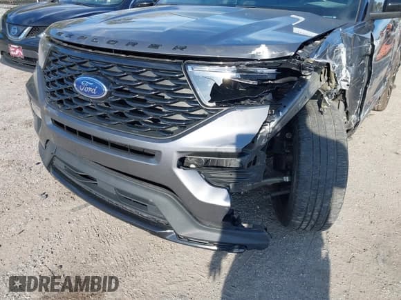 ✅ 2022 Ford Explorer ST-Line • VIN: 1FMSK7KH7NGA06046 • Lot: 41691103. Wystawiony na IAAI z przebiegiem 90 014 mil. Bezpłatny archiwum sprzedaży aukcyjnych z USA i szczegółowy raport historii pojazdu na DreamBid. Zdjęcie 6.