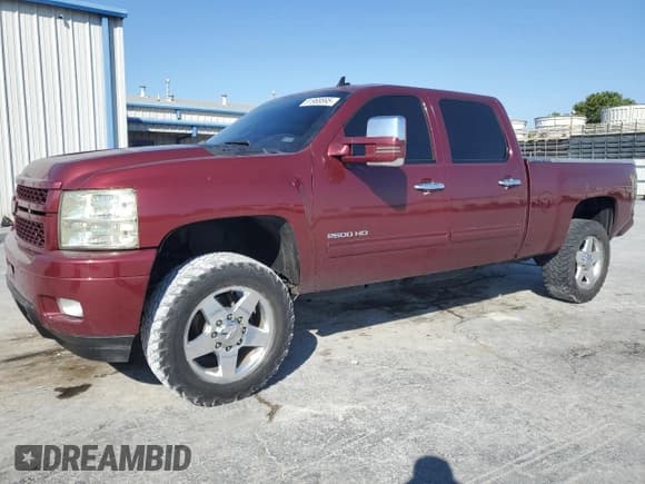 ✅ 2013 Chevrolet Silverado 2500HD LTZ • VIN: 1GC1KYE83DF127100 • Лот: 81968895. Опубликован ранее на Copart с пробегом 203 056 миль. Бесплатный доступ к архиву аукционных продаж из США и подробный отчёт об истории автомобиля на DreamBid. Изображение 1.