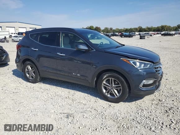 ✅ 2017 Hyundai Santa Fe 2.4L • VIN: 5NMZU3LB6HH017181 • Lot: 86410045. Listed on Copart with 87,760 mi. Free auction sales archive from the USA and detailed vehicle history report at DreamBid. Image 4.