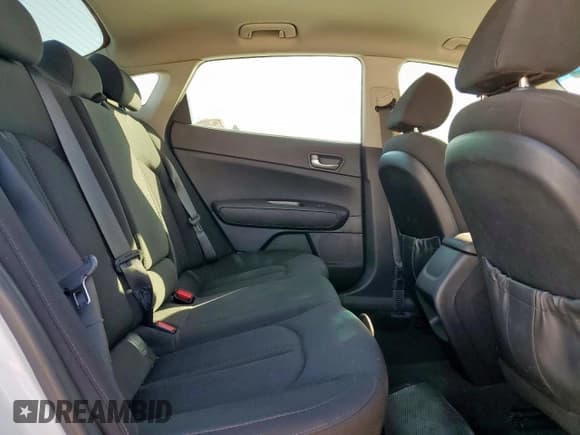 ✅ 2017 Kia Optima LX • VIN: 5XXGT4L31HG152320 • Lot: 91939425. Wystawiony na Copart z przebiegiem 149 683 mil. Bezpłatny archiwum sprzedaży aukcyjnych z USA i szczegółowy raport historii pojazdu na DreamBid. Zdjęcie 10.