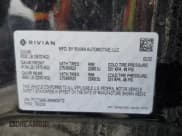 ✅ 2022 Rivian R1T Launch Edition • VIN: 7FCTGAAL4NN003172 • Lot: 48696325. Wystawiony na Copart z przebiegiem 38 663 mil. Bezpłatny archiwum sprzedaży aukcyjnych z USA i szczegółowy raport historii pojazdu na DreamBid. Zdjęcie 12.