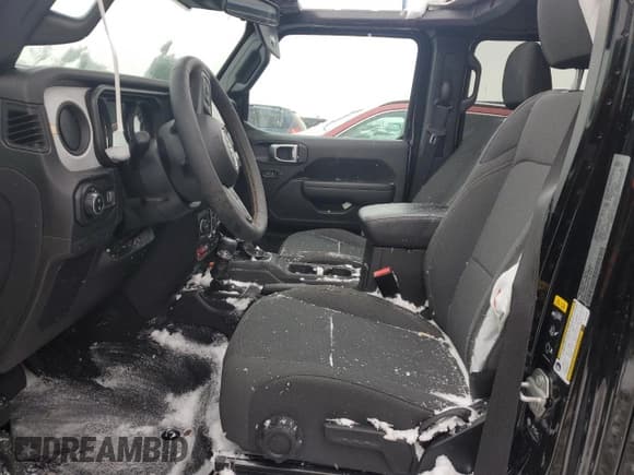 ✅ 2024 Jeep Gladiator Willys • VIN: 1C6HJTAG8RL109399 • Лот: 82866234. Опубликован ранее на Copart с пробегом Не указан. Бесплатный доступ к архиву аукционных продаж из США и подробный отчёт об истории автомобиля на DreamBid. Изображение 7.