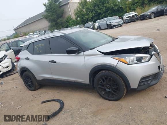 ✅ 2020 Nissan Kicks S • VIN: 3N1CP5BV3LL480785 • Lot: 42915970. Listed on IAAI with 108,331 mi. Free auction sales archive from the USA and detailed vehicle history report at DreamBid. Image 13.