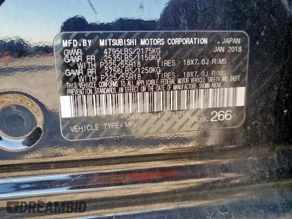 ✅ 2018 Mitsubishi Outlander SE • VIN: JA4AD3A34JZ047168 • Lot: 90980635. Listed on Copart with 130,829 mi. Free auction sales archive from the USA and detailed vehicle history report at DreamBid. Image 13.