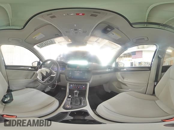 ✅ 2024 Volkswagen Tiguan SE • VIN: 3VVMB7AX3RM086206 • Лот: 68304795. Опубликован ранее на Copart с пробегом 20 269 миль. Бесплатный доступ к архиву аукционных продаж из США и подробный отчёт об истории автомобиля на DreamBid. Изображение 14.