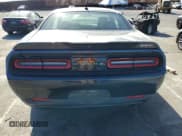 ✅ 2016 Dodge Challenger SRT 392 • VIN: 2C3CDZDJ1GH326392 • Lot: 91478375. Wystawiony na Copart z przebiegiem 37 721 mil. Bezpłatny archiwum sprzedaży aukcyjnych z USA i szczegółowy raport historii pojazdu na DreamBid. Zdjęcie 6.