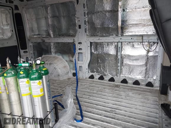 ✅ 2017 Ram ProMaster Cargo • VIN: 3C6TRVAGXHE532152 • Lot: 41968904. Wystawiony na IAAI z przebiegiem 96 896 mil. Bezpłatny archiwum sprzedaży aukcyjnych z USA i szczegółowy raport historii pojazdu na DreamBid. Zdjęcie 8.