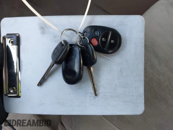 ✅ 2008 Toyota Highlander Sport • VIN: JTEDS43A082038668 • Lot: 43736981. Listed on IAAI with 189,945 mi. Free auction sales archive from the USA and detailed vehicle history report at DreamBid. Image 11.