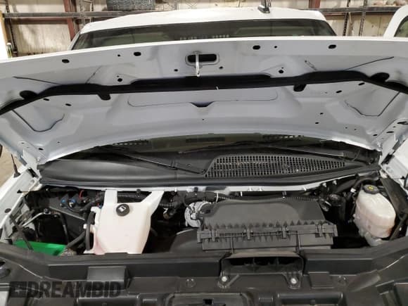 ✅ 2022 Chevrolet Express Cargo • VIN: 1GCWGAFP4N1195148 • Лот: 54868685. Опубликован ранее на Copart с пробегом 25 686 миль. Бесплатный доступ к архиву аукционных продаж из США и подробный отчёт об истории автомобиля на DreamBid. Изображение 11.