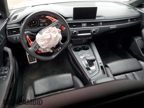 ✅ 2018 Audi A4 Prestige • VIN: WAUFNAF41JA067209 • Lot: 44339015. Listed on Copart with 95,202 mi. Free auction sales archive from the USA and detailed vehicle history report at DreamBid. Image 8.