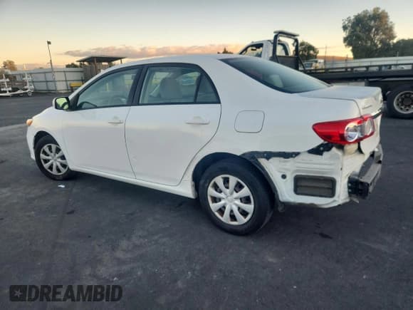 ✅ 2011 Toyota Corolla LE • VIN: JTDBU4EE1BJ091639 • Lot: 92757655. Wystawiony na Copart z przebiegiem 138 332 mil. Bezpłatny archiwum sprzedaży aukcyjnych z USA i szczegółowy raport historii pojazdu na DreamBid. Zdjęcie 2.