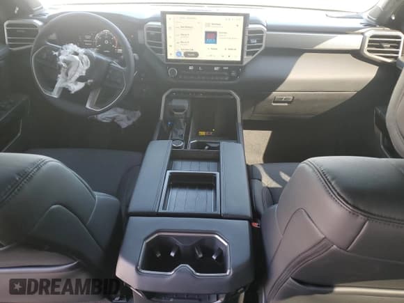 ✅ 2025 Toyota Tundra Limited • VIN: 5TFJA5DB4SX307997 • Lot: 60702335. Listed on Copart with 1,689 mi. Free auction sales archive from the USA and detailed vehicle history report at DreamBid. Image 8.