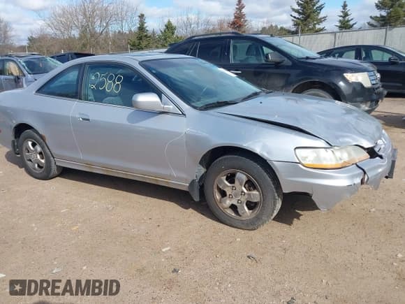 ✅ 2001 Honda Accord EX • VIN: 1HGCG31571A005892 • Lot: 42022588. Wystawiony na IAAI z przebiegiem 202 497 mil. Bezpłatny archiwum sprzedaży aukcyjnych z USA i szczegółowy raport historii pojazdu na DreamBid. Zdjęcie 1.