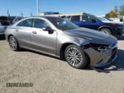 ✅ 2023 Mercedes-Benz CLA 250 • VIN: W1K5J4HB9PN345076 • Лот: 86994905. Опубликован ранее на Copart с пробегом 8 600 миль. Бесплатный доступ к архиву аукционных продаж из США и подробный отчёт об истории автомобиля на DreamBid. Изображение 4.