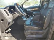 ✅ 2010 Lincoln MKX • VIN: 2LMDJ8JC2ABJ23059 • Lot: 81131555. Wystawiony na Copart z przebiegiem 182 289 mil. Bezpłatny archiwum sprzedaży aukcyjnych z USA i szczegółowy raport historii pojazdu na DreamBid. Zdjęcie 7.