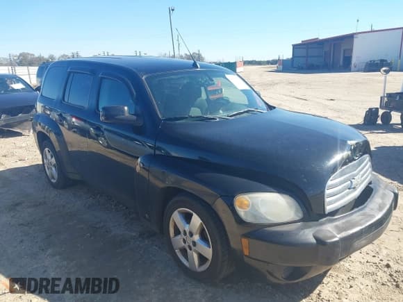 ✅ 2008 Chevrolet HHR LT • VIN: 3GNDA23D68S639701 • Lot: 41310786. Listed on IAAI with 184,849 mi. Free auction sales archive from the USA and detailed vehicle history report at DreamBid. Image 1.