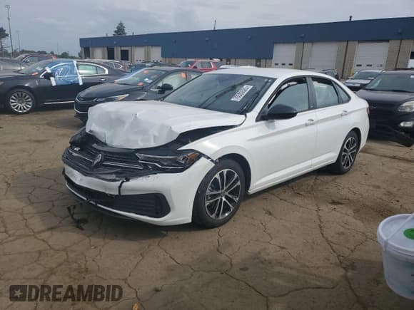 ✅ 2024 Volkswagen Jetta Sport • VIN: 3VWBM7BU5RM081607 • Lot: 70503525. Listed on Copart with 8,730 mi. Free auction sales archive from the USA and detailed vehicle history report at DreamBid. Image 1.