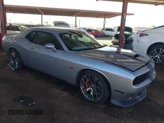 ✅ 2015 Dodge Challenger SRT 392 • VIN: 2C3CDZDJ9FH714212 • Lot: 43531322. Wystawiony na IAAI z przebiegiem 79 828 mil. Bezpłatny archiwum sprzedaży aukcyjnych z USA i szczegółowy raport historii pojazdu na DreamBid. Zdjęcie 1.