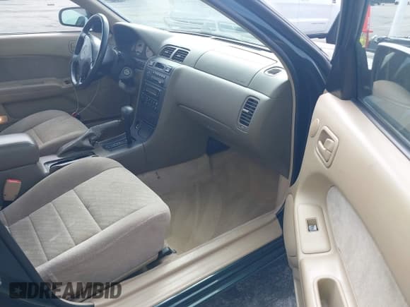 ✅ 1999 Nissan Maxima GXE • VIN: JN1CA21D6XT224604 • Lot: 42077484. Listed on IAAI with 68,545 mi. Free auction sales archive from the USA and detailed vehicle history report at DreamBid. Image 5.