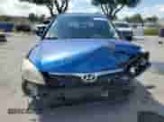 2010 Hyundai Elantra SE z VIN KMHDC8AE4AU061598, wystawiony jako Copart lot #71995195 z przebiegiem 70 412 mil mil oraz Nie do naprawy • Non repairable. Historia ofert i sprzedaży dostępna na DreamBid. Obrazek 5.