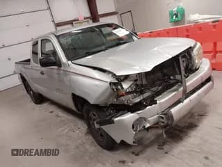 ✅ 2011 Toyota Tacoma • VIN: 5TFTX4CN2BX001426 • Лот: 43654657. Опубликован ранее на IAAI с пробегом 215 650 миль. Бесплатный доступ к архиву аукционных продаж из США и подробный отчёт об истории автомобиля на DreamBid. Изображение 1.