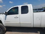 ✅ 2008 Chevrolet Silverado 1500 1LT • VIN: 1GCEC19J48Z227908 • Lot: 43246065. Listed on IAAI with 208,058 mi. Free auction sales archive from the USA and detailed vehicle history report at DreamBid. Image 14.