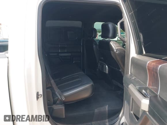 ✅ 2015 Ford F-150 XLT • VIN: 1FTEW1EG5FFB22990 • Lot: 42980580. Listed on IAAI with 226,766 mi. Free auction sales archive from the USA and detailed vehicle history report at DreamBid. Image 8.