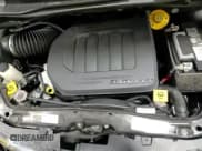 ✅ 2019 Dodge Grand Caravan SE • VIN: 2C4RDGBG8KR594697 • Lot: 65521355. Wystawiony na Copart z przebiegiem 37 576 mil. Bezpłatny archiwum sprzedaży aukcyjnych z USA i szczegółowy raport historii pojazdu na DreamBid. Zdjęcie 14.