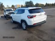 ✅ 2022 Jeep Compass Latitude • VIN: 3C4NJCBB5NT188415 • Lot: 43704106. Listed on IAAI with 36,727 mi. Free auction sales archive from the USA and detailed vehicle history report at DreamBid. Image 3.