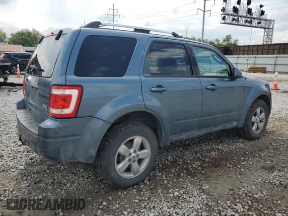 ✅ 2010 Ford Escape Limited • VIN: 1FMCU0EG3AKD32152 • Lot: 84270595. Wystawiony na Copart z przebiegiem 148 641 mil. Bezpłatny archiwum sprzedaży aukcyjnych z USA i szczegółowy raport historii pojazdu na DreamBid. Zdjęcie 3.