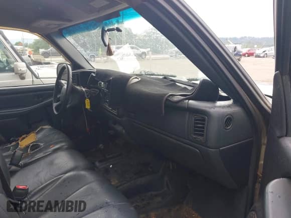 ✅ 2000 Chevrolet Silverado 1500 LS • VIN: 2GCEK19T9Y1331453 • Lot: 42671687. Wystawiony na IAAI z przebiegiem 233 675 mil mil. Skorzystaj z bezpłatnego archiwum sprzedaży aukcyjnych z USA i zobacz szczegółowy raport historii pojazdu na DreamBid. Zdjęcie 5.