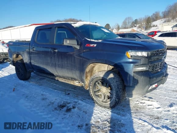 ✅ 2022 Chevrolet Silverado 1500 LT Trail Boss • VIN: 3GCPYFEL9NG210466 • Lot: 41393751. Wystawiony na IAAI z przebiegiem 74 128 mil. Bezpłatny archiwum sprzedaży aukcyjnych z USA i szczegółowy raport historii pojazdu na DreamBid. Zdjęcie 1.
