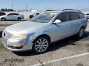 ✅ 2007 Volkswagen Passat 2.0T • VIN: WVWTK73CX7E000705 • Лот: 65836915. Опубликован ранее на Copart с пробегом 148 612 миль. Бесплатный доступ к архиву аукционных продаж из США и подробный отчёт об истории автомобиля на DreamBid. Изображение 1.