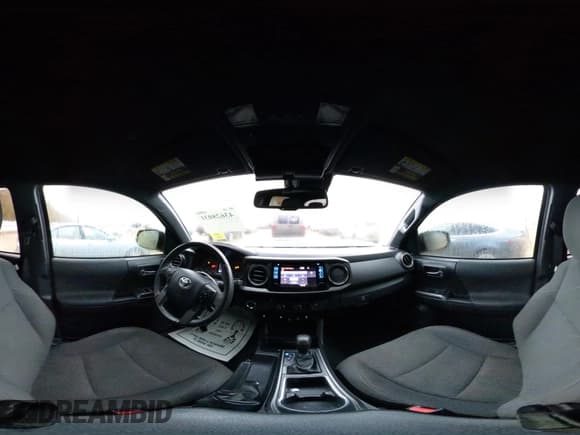 ✅ 2019 Toyota Tacoma SR5 • VIN: 3TMAZ5CN9KM099786 • Lot: 43628031. Listed on IAAI with 98,782 mi. Free auction sales archive from the USA and detailed vehicle history report at DreamBid. Image 19.