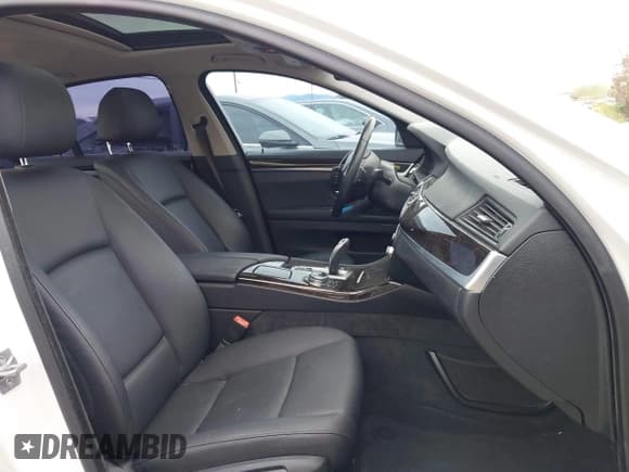 ✅ 2014 BMW 5 Series 528i • VIN: WBA5A5C58ED508155 • Lot: 43762648. Listed on IAAI with 149,133 mi. Free auction sales archive from the USA and detailed vehicle history report at DreamBid. Image 5.