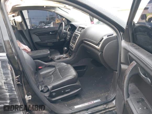 ✅ 2016 GMC Acadia Denali • VIN: 1GKKVTKD3GJ211276 • Lot: 43341401. Listed on IAAI with 138,913 mi. Free auction sales archive from the USA and detailed vehicle history report at DreamBid. Image 5.