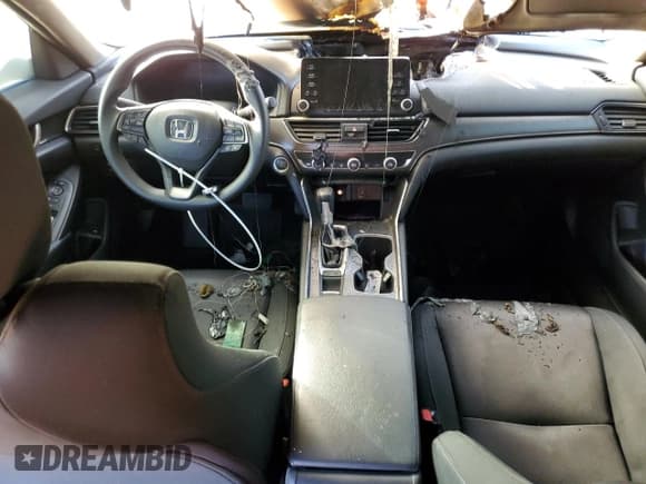 ✅ 2020 Honda Accord LX • VIN: 1HGCV1F17LA041892 • Лот: 85906935. Опубликован ранее на Copart с пробегом 82 140 миль. Бесплатный доступ к архиву аукционных продаж из США и подробный отчёт об истории автомобиля на DreamBid. Изображение 8.