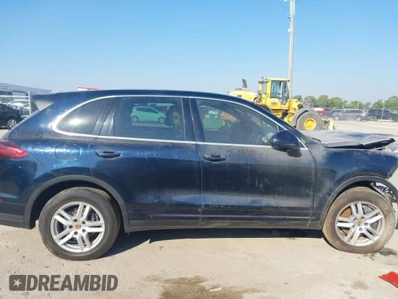 ✅ 2017 Porsche Cayenne • VIN: WP1AA2A29HKA87487 • Лот: 37181891. Опубликован ранее на IAAI с пробегом 55 735 миль. Бесплатный доступ к архиву аукционных продаж из США и подробный отчёт об истории автомобиля на DreamBid. Изображение 13.