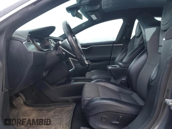 ✅ 2017 Tesla Model S 100D • VIN: 5YJSA1E24HF214458 • Lot: 89883625. Wystawiony na Copart z przebiegiem 225 026 mil. Bezpłatny archiwum sprzedaży aukcyjnych z USA i szczegółowy raport historii pojazdu na DreamBid. Zdjęcie 7.