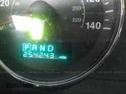 ✅ 2007 Jeep Commander Sport • VIN: 1J8HG48K67C685375 • Лот: 41677992. Опубликован ранее на IAAI с пробегом 254 243 миль. Бесплатный доступ к архиву аукционных продаж из США и подробный отчёт об истории автомобиля на DreamBid. Изображение 7.