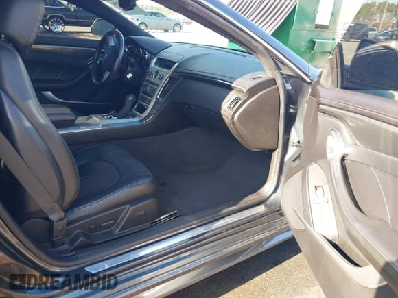 ✅ 2013 Cadillac CTS Performance • VIN: 1G6DJ1E34D0103969 • Лот: 41132268. Опубликован ранее на IAAI с пробегом 66 529 миль. Бесплатный доступ к архиву аукционных продаж из США и подробный отчёт об истории автомобиля на DreamBid. Изображение 5.