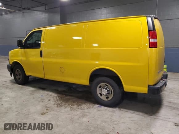 ✅ 2019 Chevrolet Express Cargo • VIN: 1GCWGAFP0K1336907 • Lot: 65523065. Wystawiony na Copart z przebiegiem 188 900 mil. Bezpłatny archiwum sprzedaży aukcyjnych z USA i szczegółowy raport historii pojazdu na DreamBid. Zdjęcie 2.