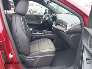 2025 Chevrolet Equinox FWD LT с VIN 3GNAXHEG0SL201530, выставлен на аукционе IAAI как лот 42346681 с пробегом 12 153 миль миль и . История ставок и продаж доступна на DreamBid. Изображение 5.