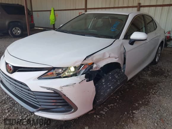 ✅ 2024 Toyota Camry LE • VIN: 4T1C11AK7RU201170 • Лот: 43441778. Опубликован ранее на IAAI с пробегом 26 431 миль. Бесплатный доступ к архиву аукционных продаж из США и подробный отчёт об истории автомобиля на DreamBid. Изображение 6.