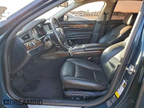 ✅ 2013 BMW 7 Series 750Li xDrive • VIN: WBAYF8C54DDE59411 • Lot: 96534215. Listed on Copart with 98,871 mi. Free auction sales archive from the USA and detailed vehicle history report at DreamBid. Image 7.