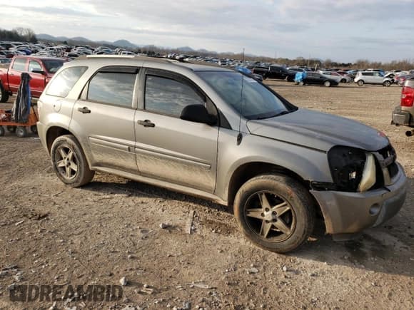 ✅ 2005 Chevrolet Equinox LS • VIN: 2CNDL13F256116146 • Лот: 43934705. Опубликован ранее на Copart с пробегом 255 682 миль. Бесплатный доступ к архиву аукционных продаж из США и подробный отчёт об истории автомобиля на DreamBid. Изображение 4.