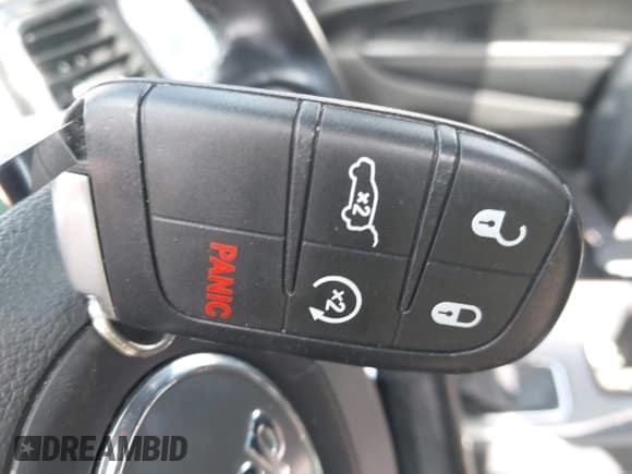 ✅ 2021 Jeep Grand Cherokee Laredo X • VIN: 1C4RJFAG0MC536275 • Lot: 43017637. Listed on IAAI with 110,196 mi. Free auction sales archive from the USA and detailed vehicle history report at DreamBid. Image 11.